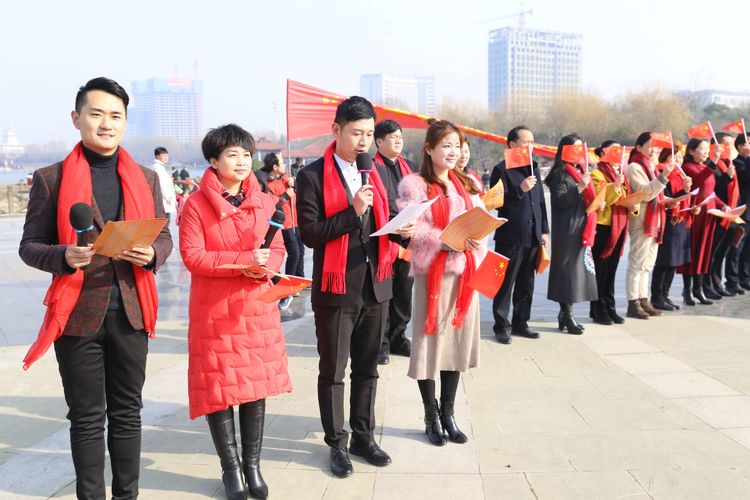 读国学经典 庆新春佳节