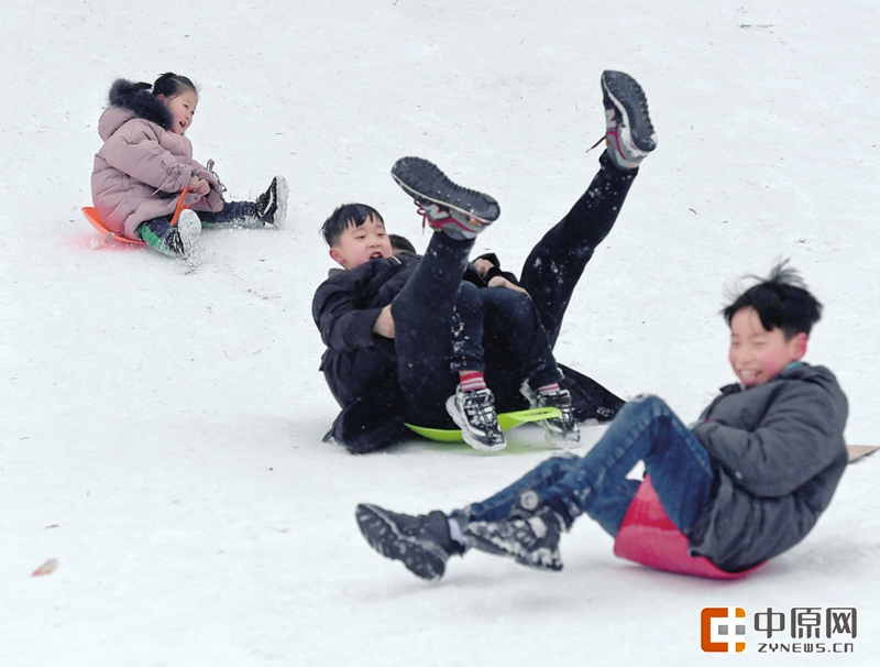 高清：俯瞰雪后绿城 大地如此多娇