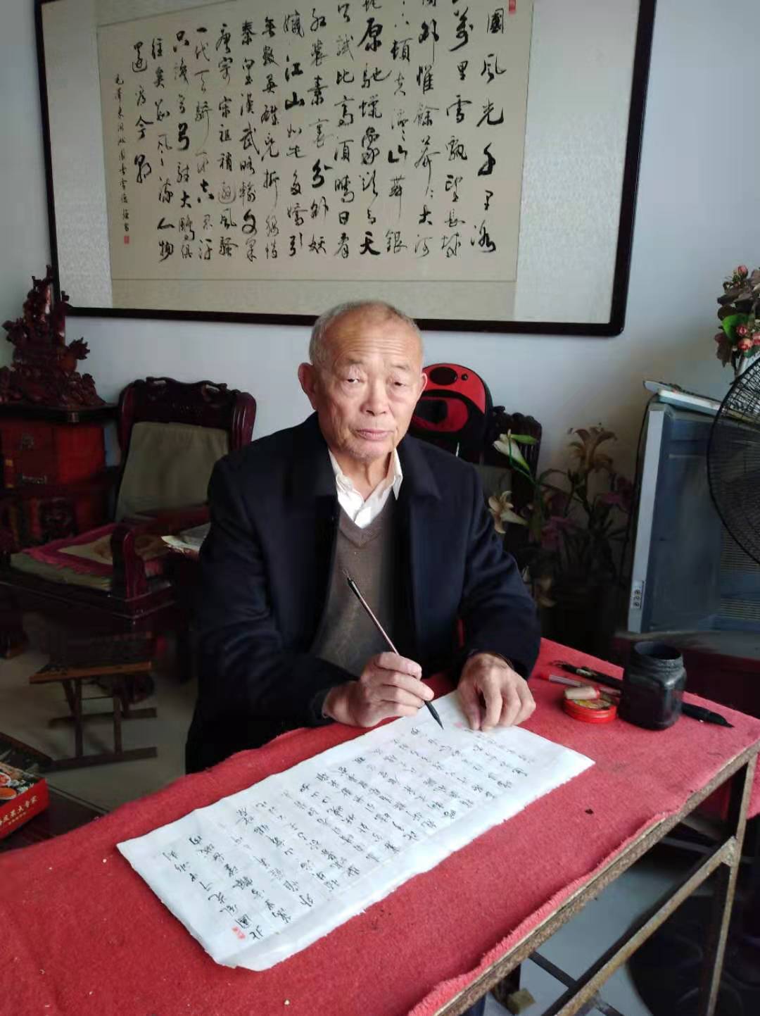 用心至真翰墨情-------记书法家李德强先生