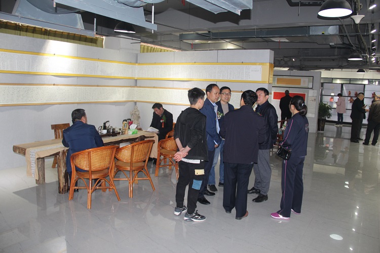 手抄总长度达2000米经书面世《菩提树下·朱广辉抄经展》隆重展出
