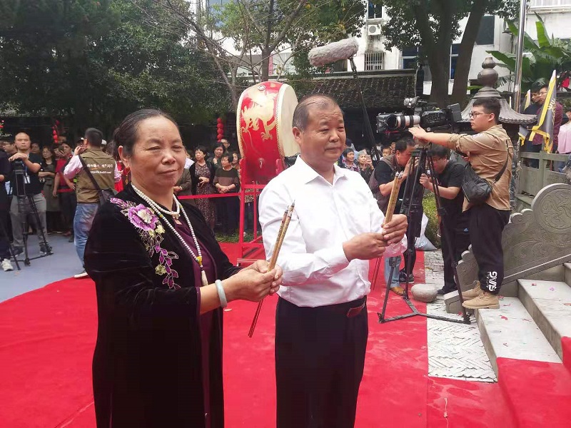 制笔大师聚集善琏共祭笔祖~蒙恬