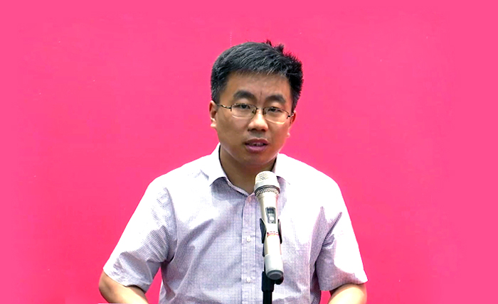 河南画家马刚《百年辉煌》肖像绘画在人民日报社展出