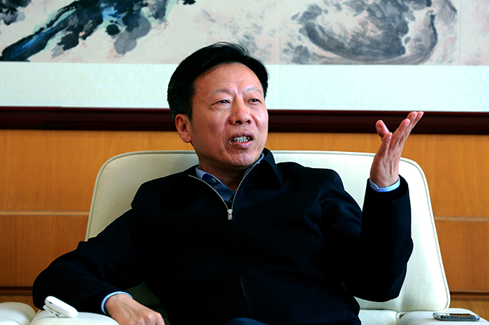 吴慧霞主演豫剧电影《新桃花庵》郑州首映受热捧