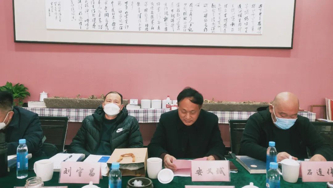 作家朱广辉小说集《青龙镇》作品研讨会侧记