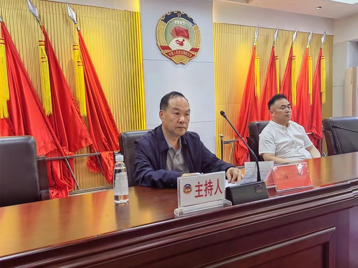 听取意见建议 部署今后工作周口市古玩商会召开成立后第一次工作会议