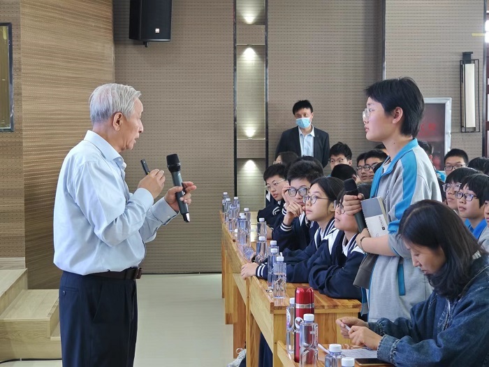北京大学教育扶智牵手行动“人才拔尖计划”落地郸城县光明高中