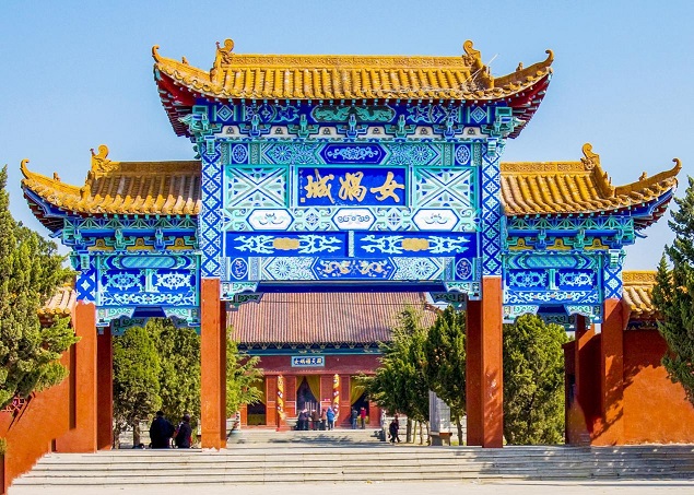 人杰地灵看聂堆镇
