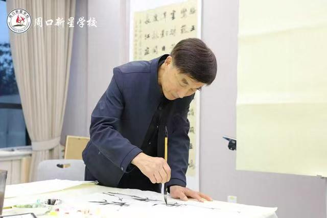 笔墨传薪书香远 师者仁心润中原——苏文专访书画教育家苏允波